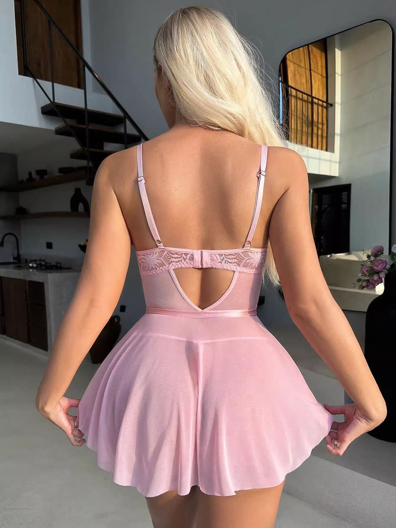 Lila Lingerie
