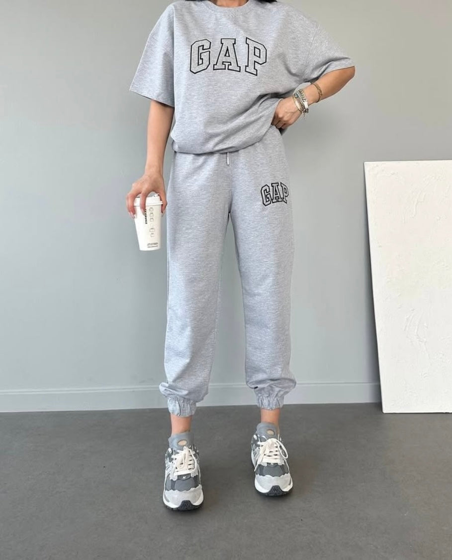 Gap Tshirt Set