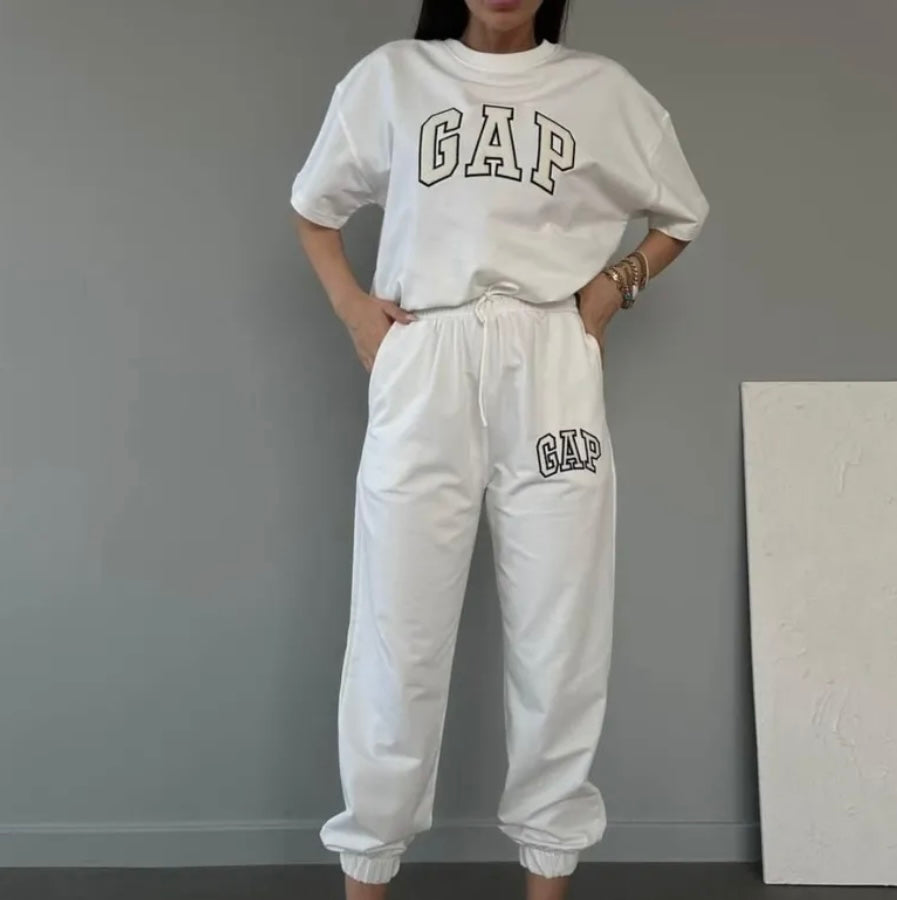 Gap Tshirt Set
