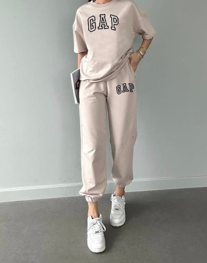 Gap Tshirt Set