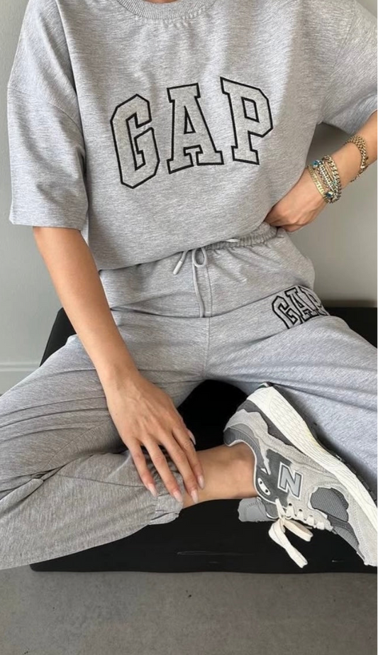 Gap Tshirt Set