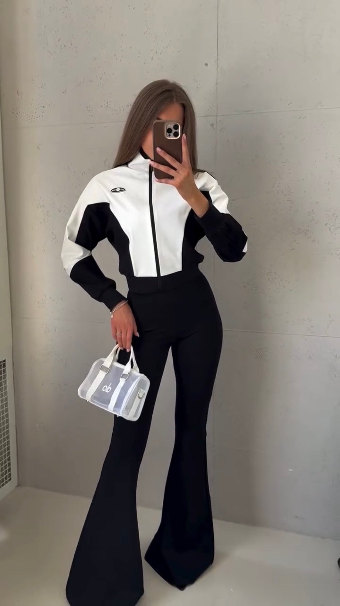 Victoria Set